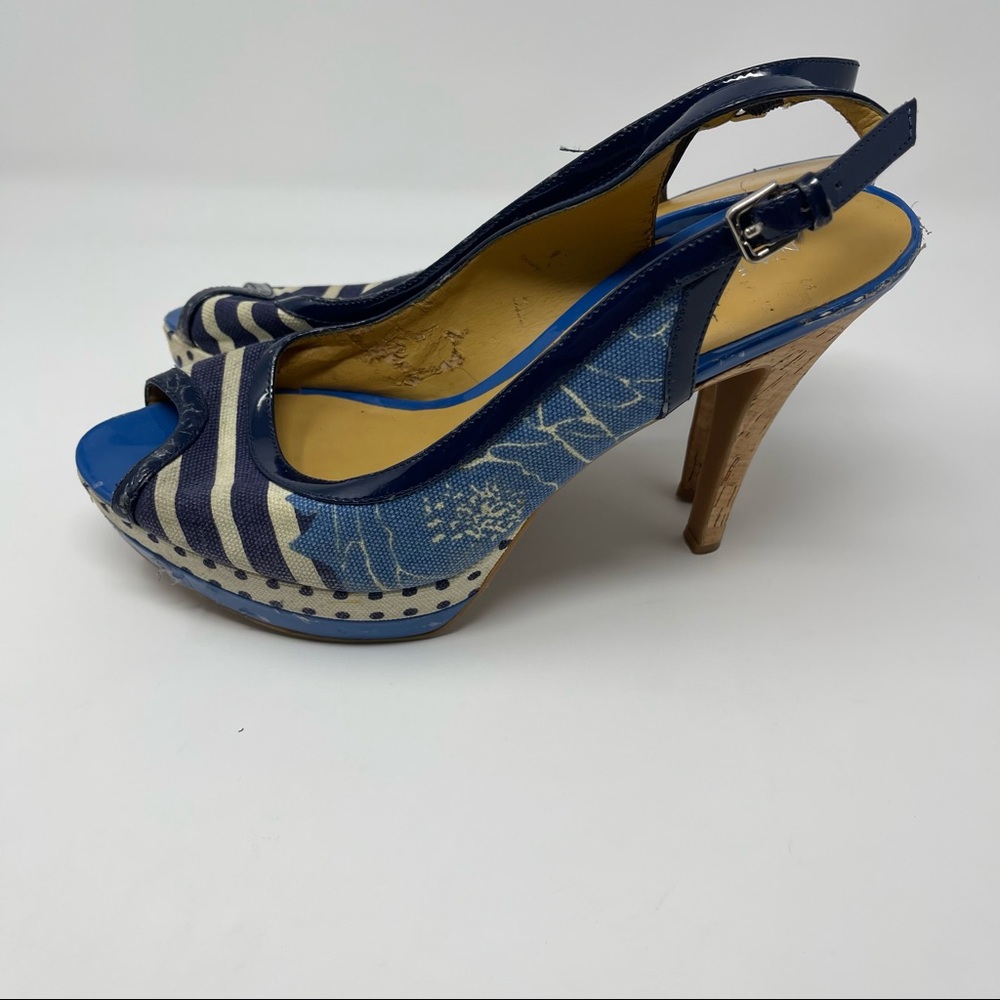 Nine West Blue Patterned Cork Heel Slingback Peep Toe Pumps Size 10 - Picture 3 of 8